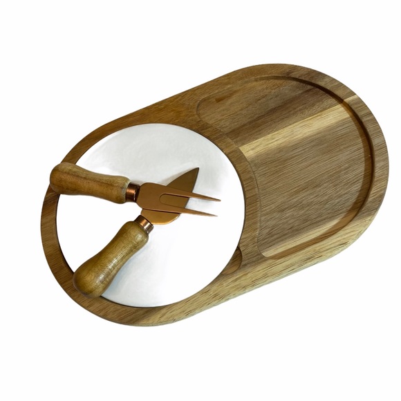 Small Cheese Board with Copper Plate Utensils - Picture 3 of 4